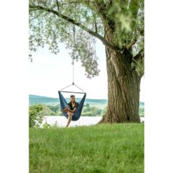 zunzun_outdoor_haengesessel_blau_draussen