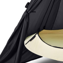 5_Black Hangout Stand Weather Cover_Detail