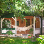 Naturnahe Gartengestaltung mit Hängematten