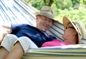 Hängematten für Senioren: Komfort und Genuss für jede Generation